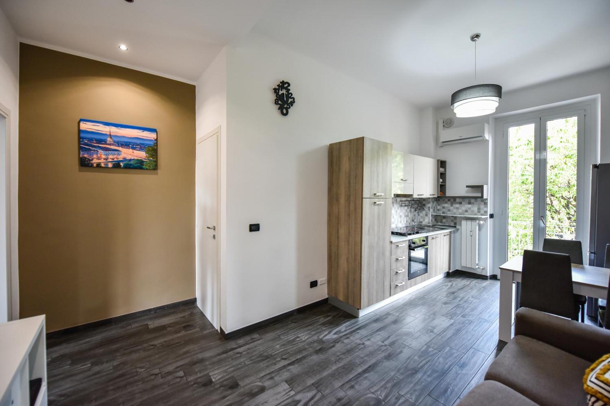 Benvenuti Casa Leo - Elegante Appartamento Turin Bagian luar foto