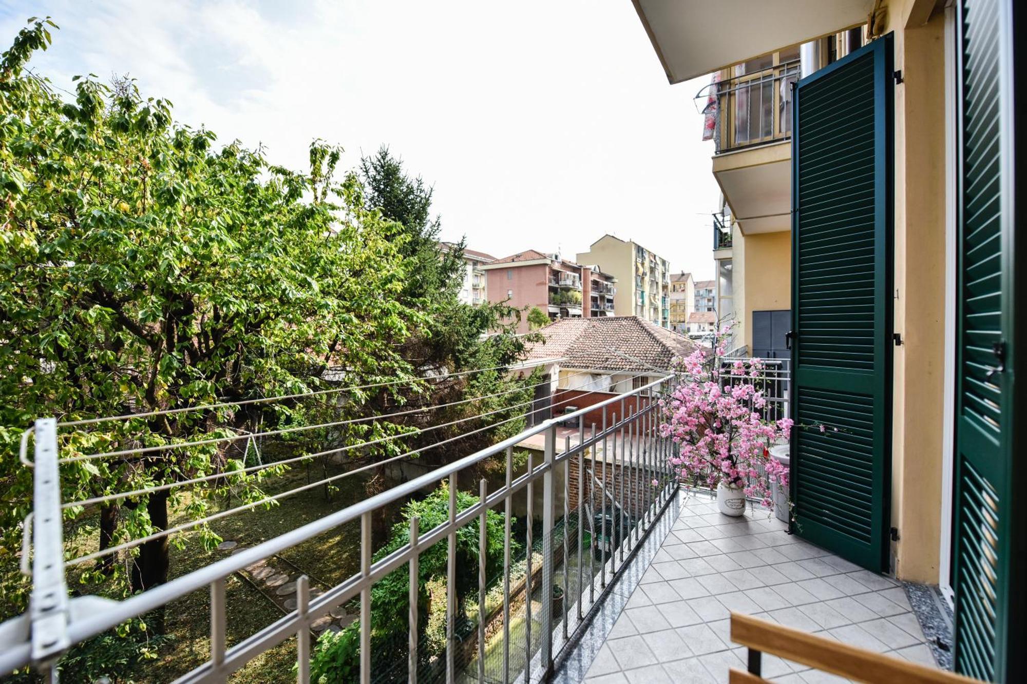 Benvenuti Casa Leo - Elegante Appartamento Turin Bagian luar foto